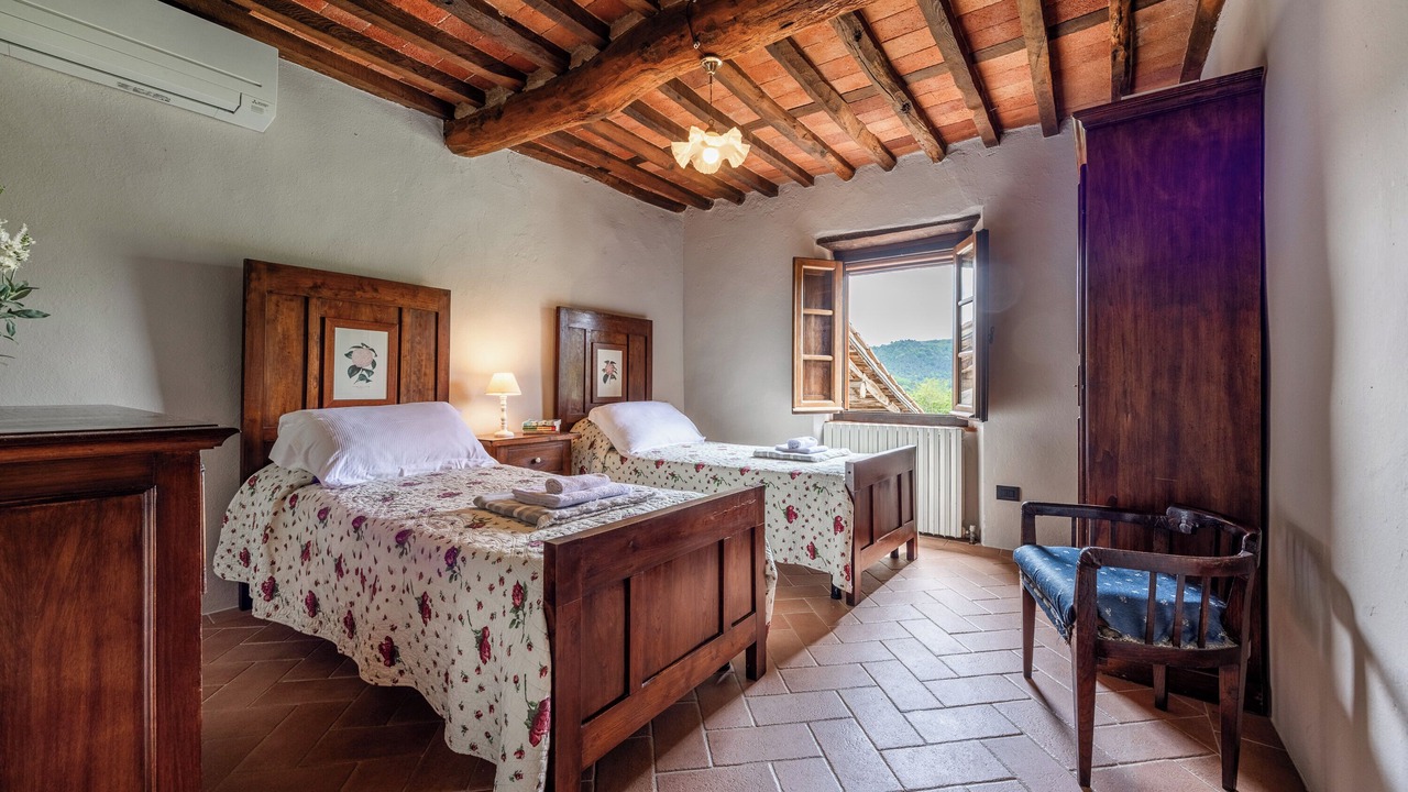 Photo of Bedroom in Pescaglia