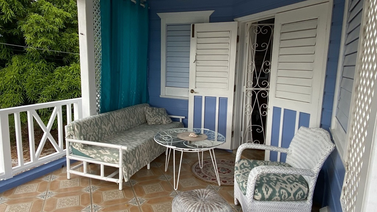 Photo of Patio Balcony in Graeme Hall Park