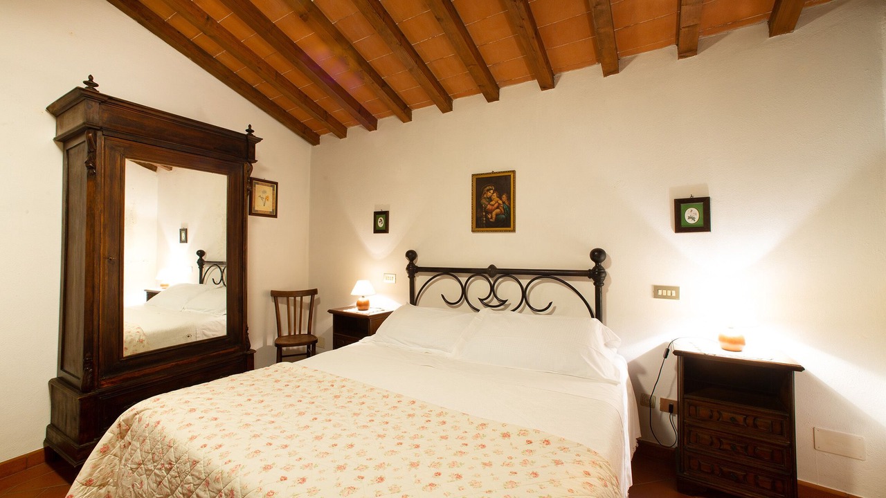 Photo of Bedroom in Romola
