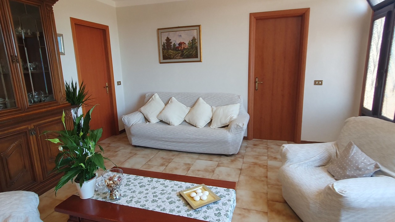 Photo of Livingroom in Montefegatesi