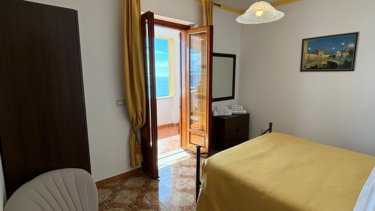 Photo of Bedroom in Pogerola