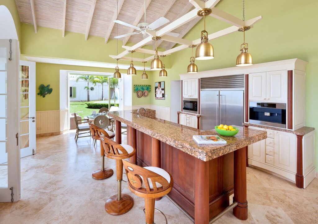 Photo of Livingroom in Weston