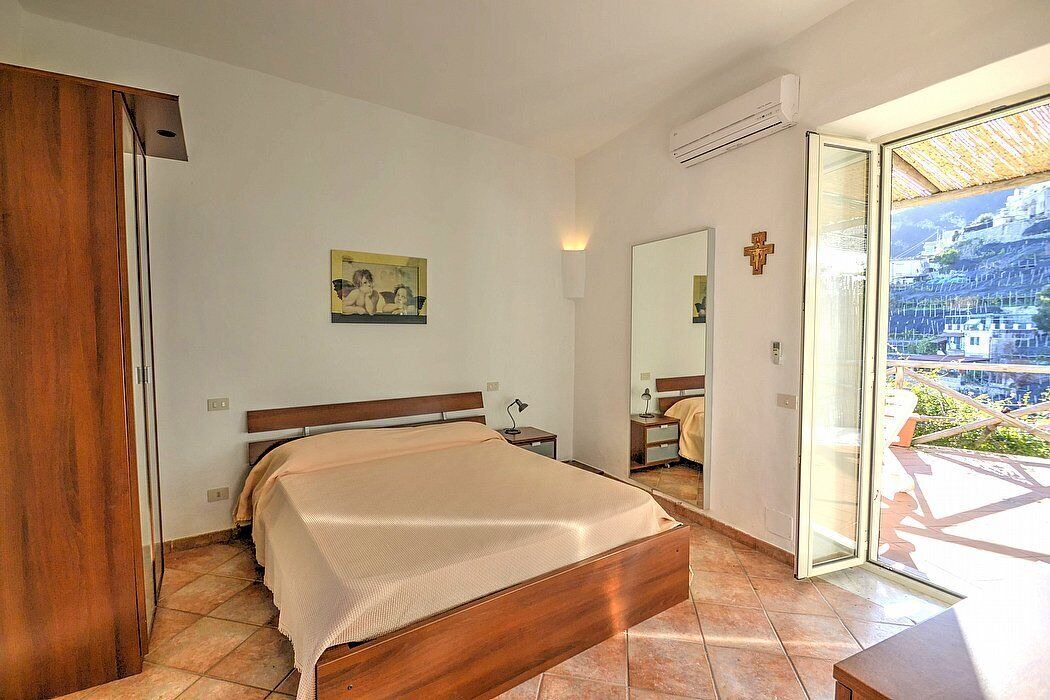 Photo of Bedroom in Pogerola