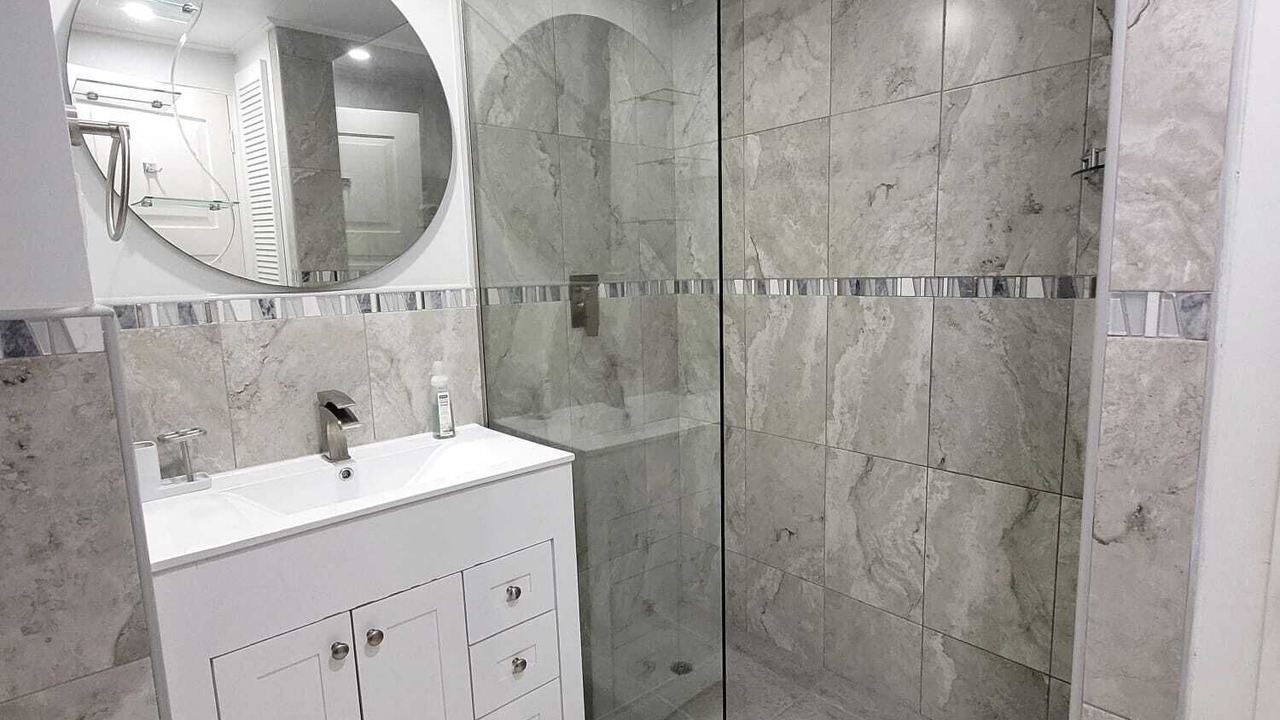 Photo of Bathroom in Rendezvous