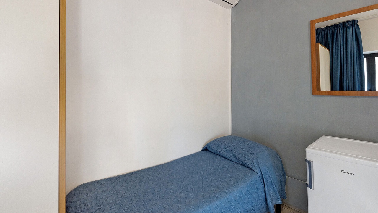 Photo of Bedroom in Laura