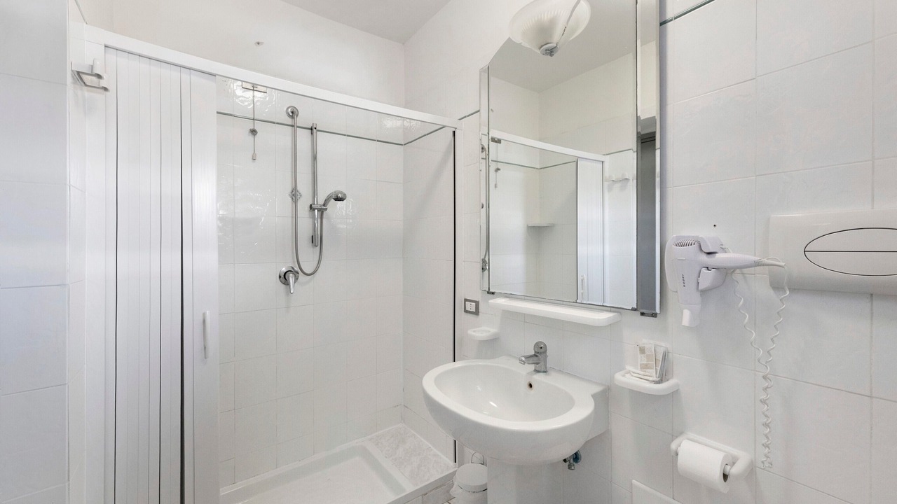 Photo of Bathroom in Laura