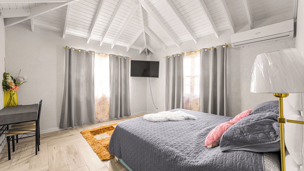 Photo of Bedroom in Christie