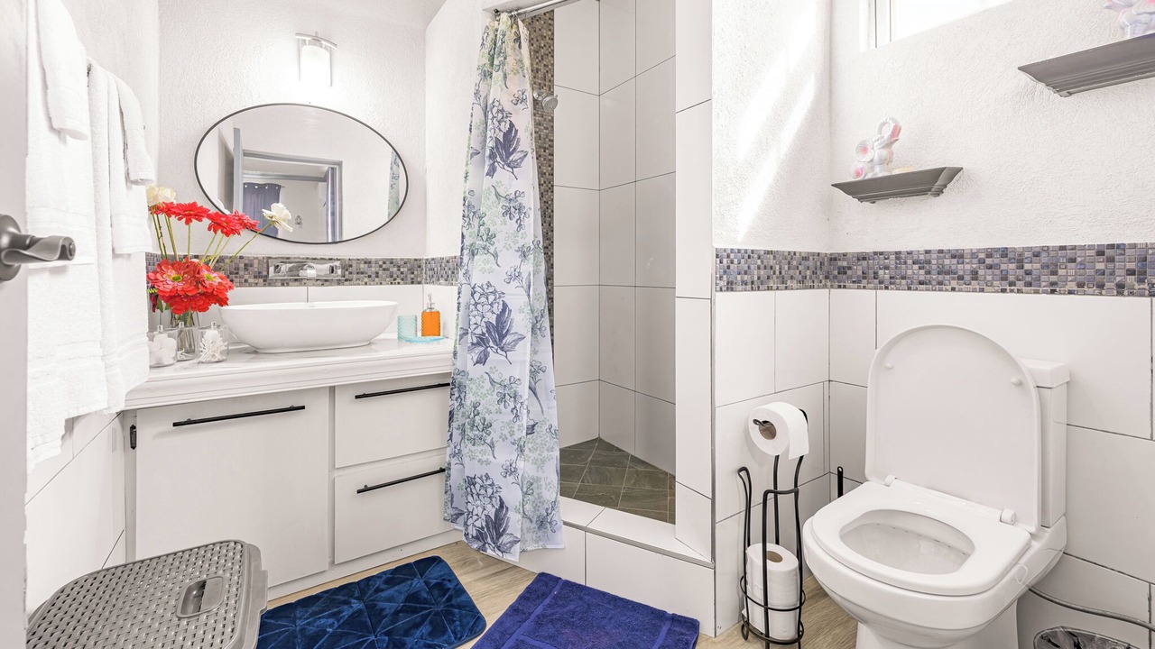 Photo of Bathroom in Christie