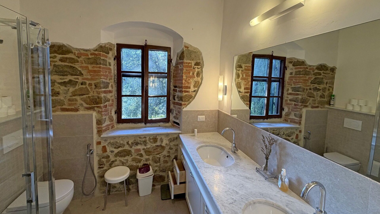 Photo of Bathroom in Cavriglia