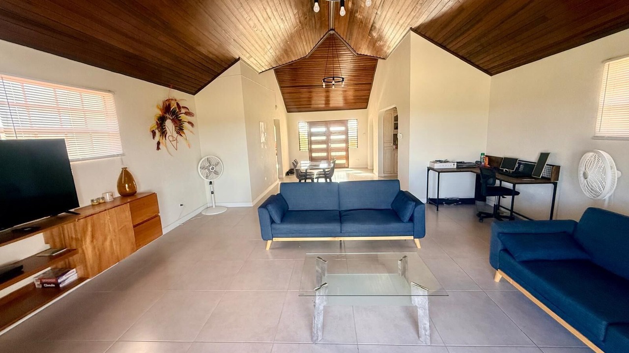 Photo of Livingroom in Gibbons Boggs