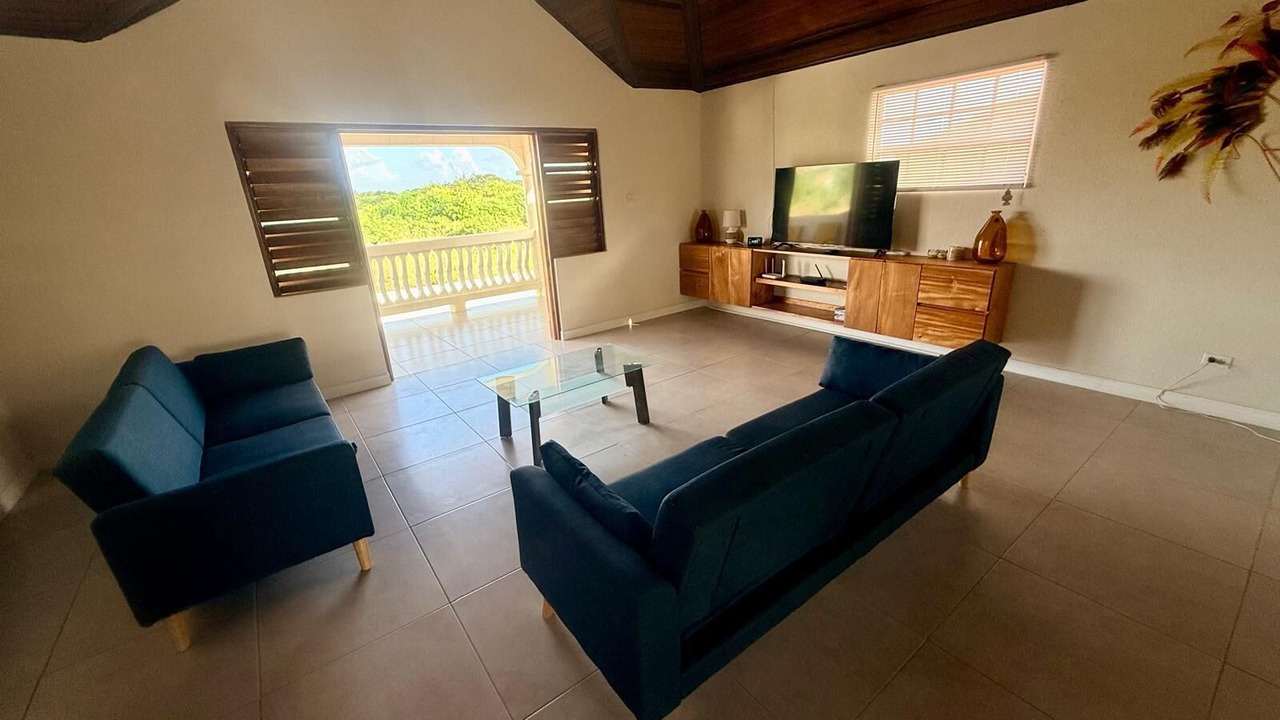 Photo of Livingroom in Gibbons Boggs