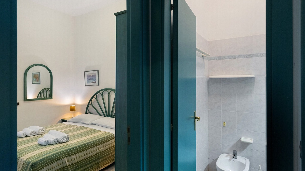 Photo of Bedroom in Palinuro