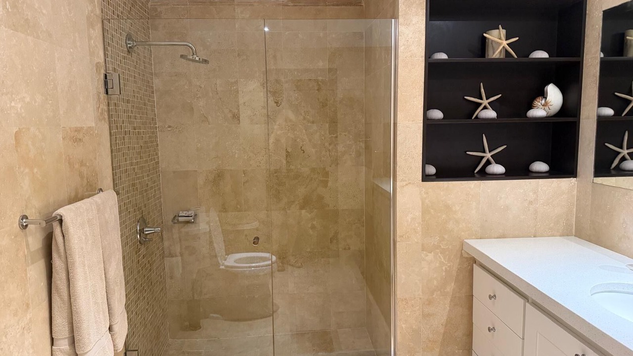 Photo of Bathroom in Lascelles