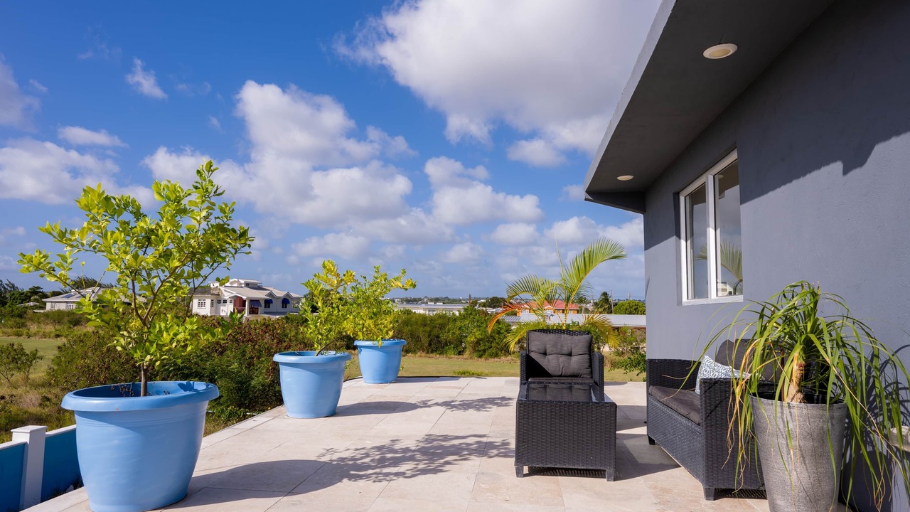 Photo of Patio Balcony in Below Rock