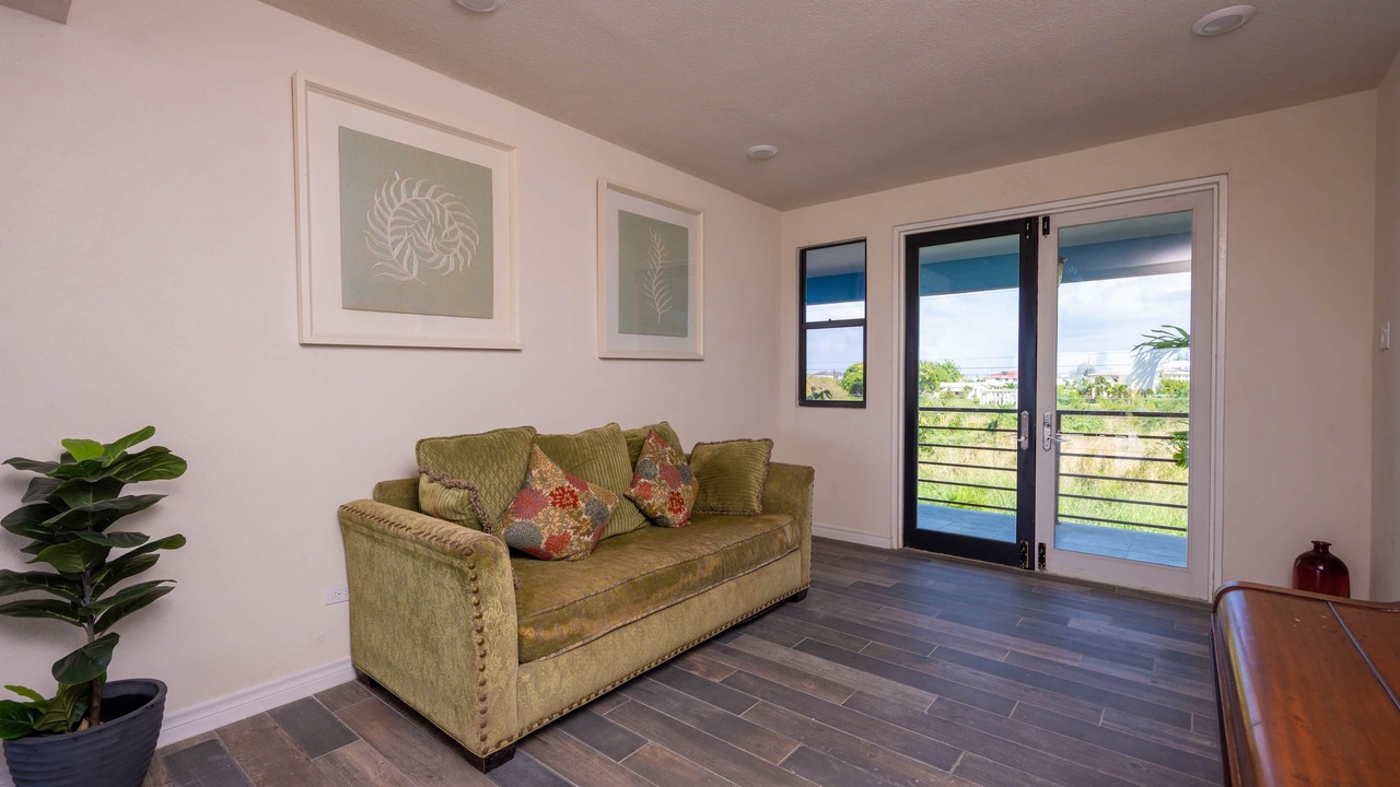 Photo of Bedroom in Below Rock