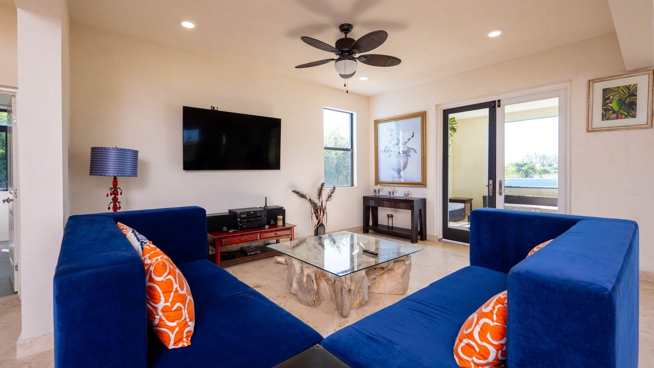 Photo of Bedroom in Below Rock