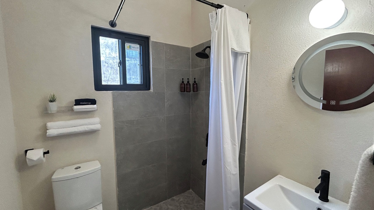 Photo of Bathroom in Rendezvous