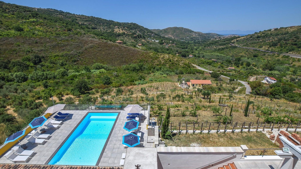 Photo of Bedroom in Laureana Cilento