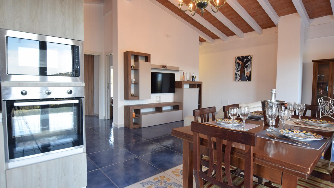 Photo of Bedroom in Laureana Cilento