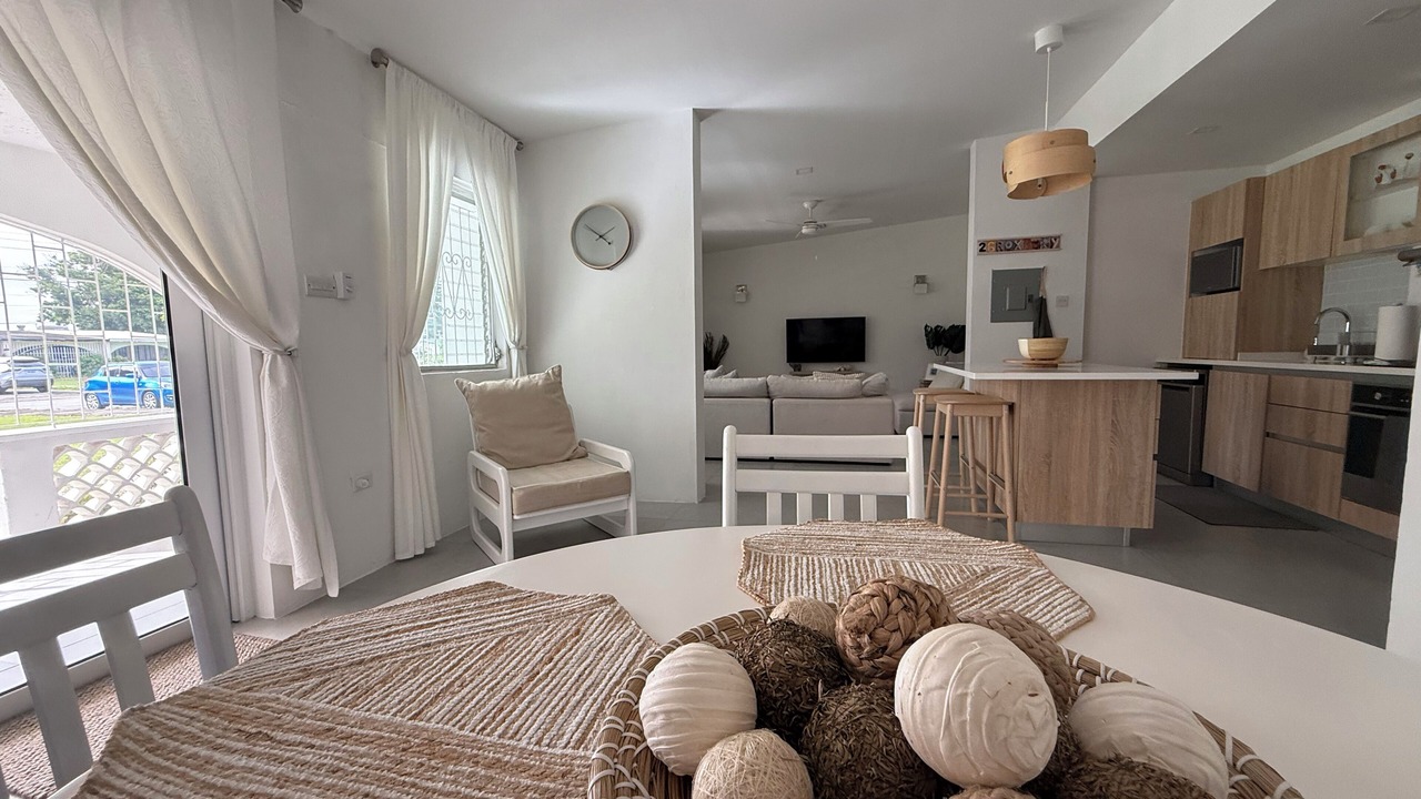 Photo of Livingroom in Sunset Crest