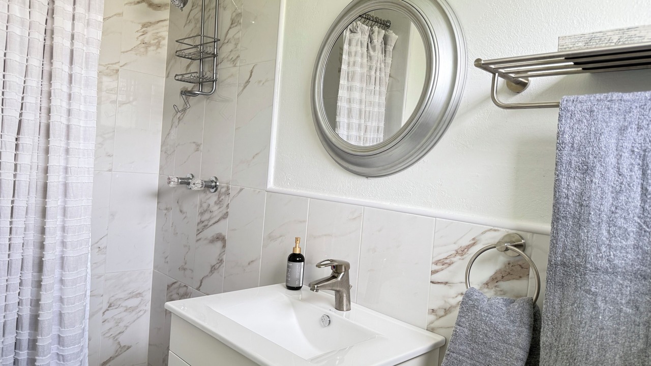 Photo of Bathroom in Sunset Crest