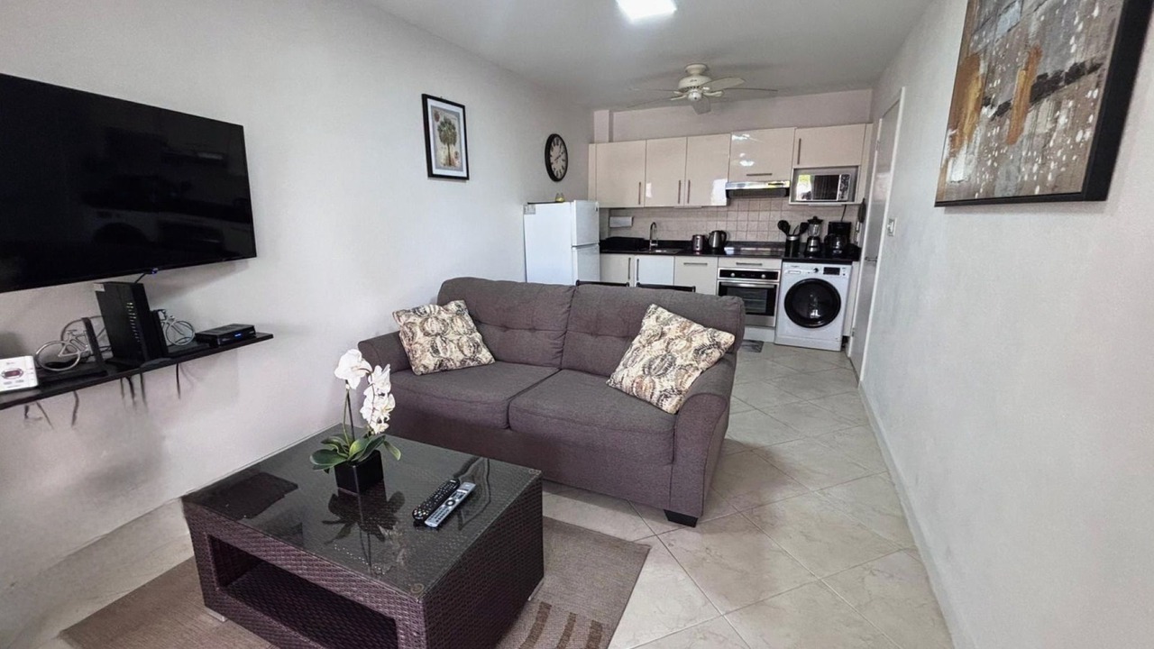 Photo of Livingroom in Halcyon Heights