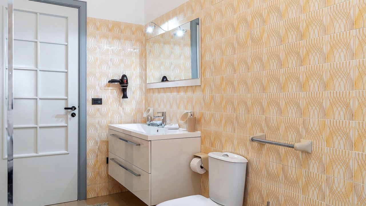 Photo of Bathroom in Avola