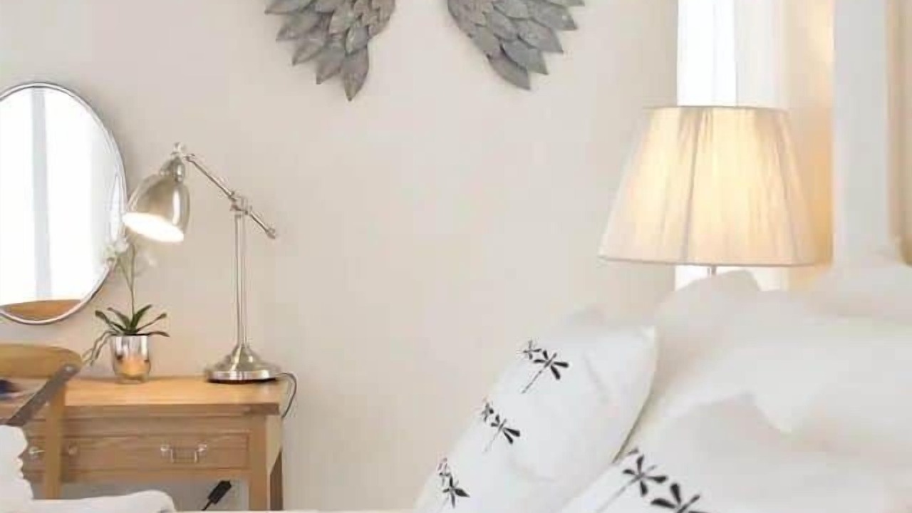 Photo of Bedroom in Merlin Bay