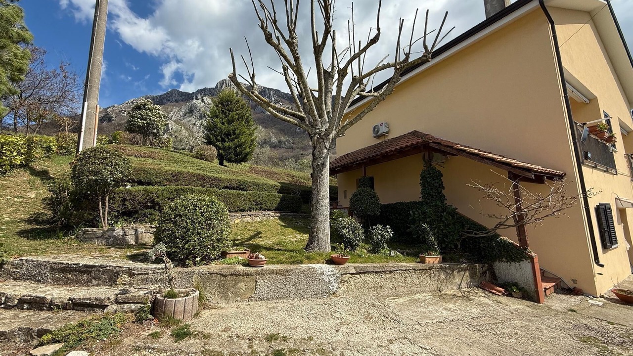 Photo of Outdoor in Valva