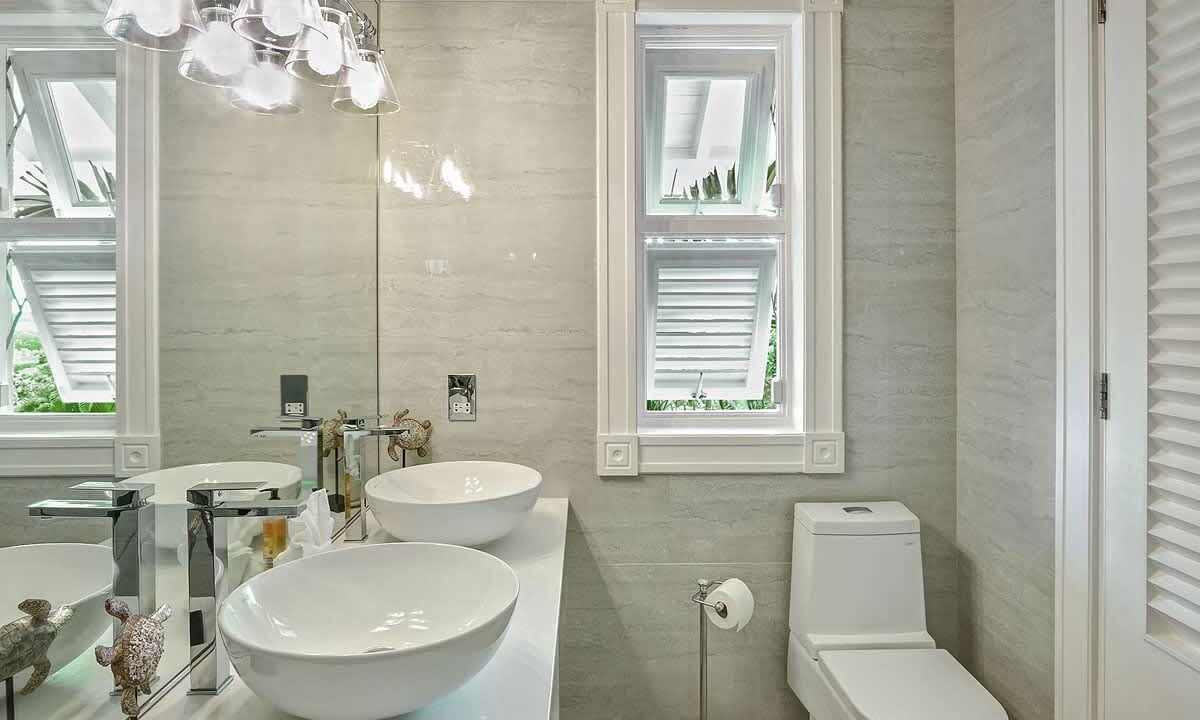 Photo of Bathroom in Merlin Bay