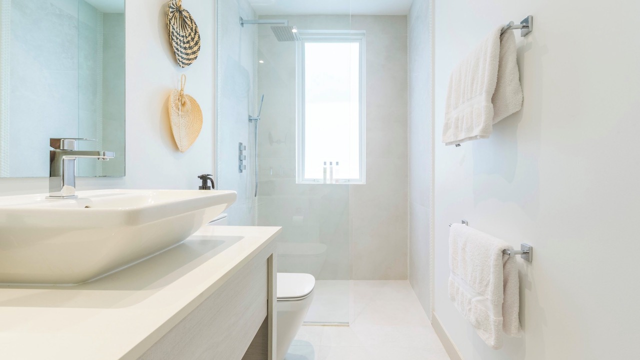 Photo of Bathroom in Porters