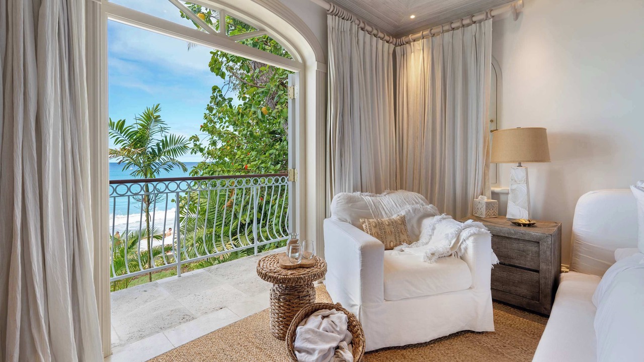 Photo of Livingroom in Old Trees Bay