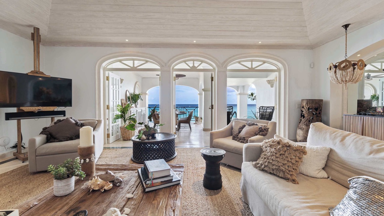 Photo of Livingroom in Old Trees Bay