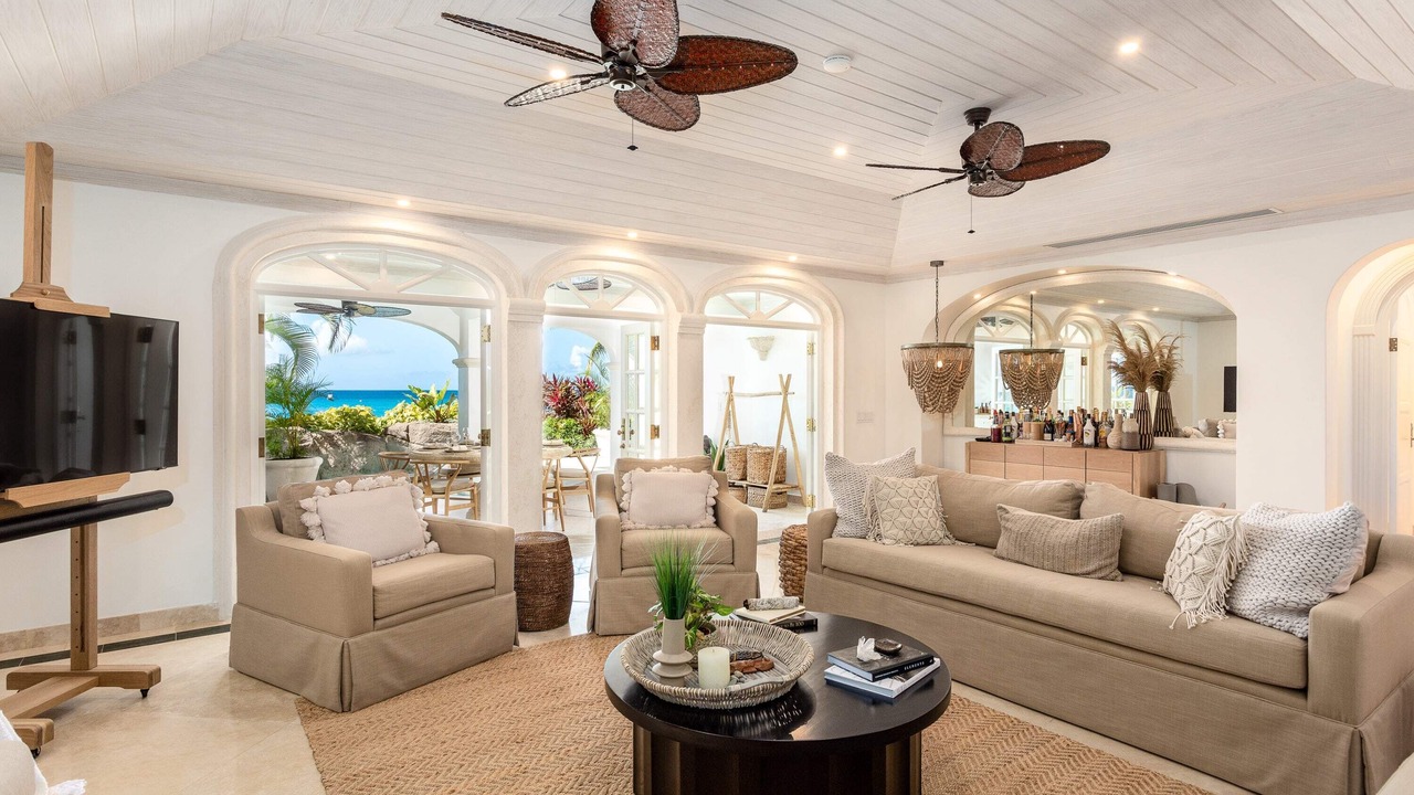 Photo of Livingroom in Old Trees Bay