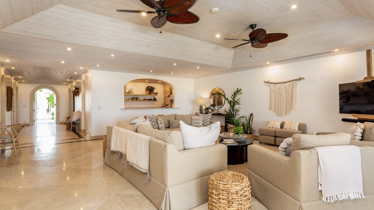 Photo of Livingroom in Old Trees Bay