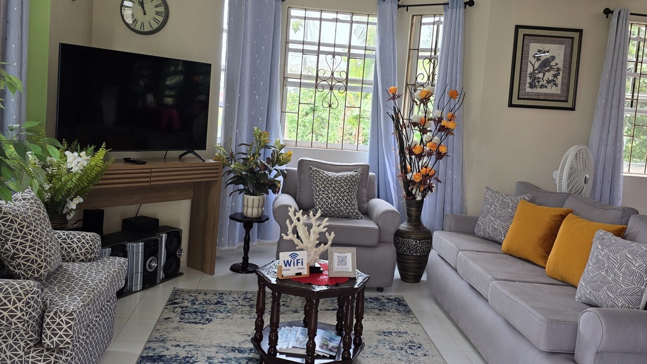 Photo of Livingroom in Frere Pilgrim
