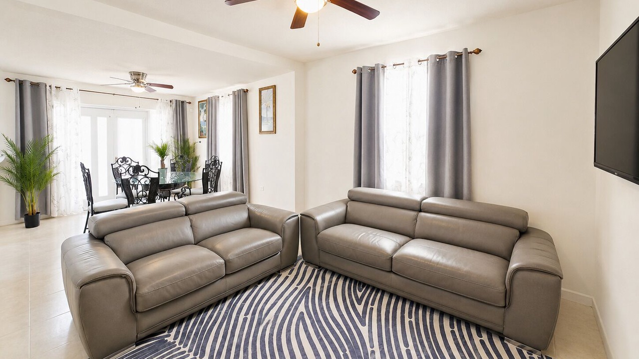 Photo of Livingroom in Durants