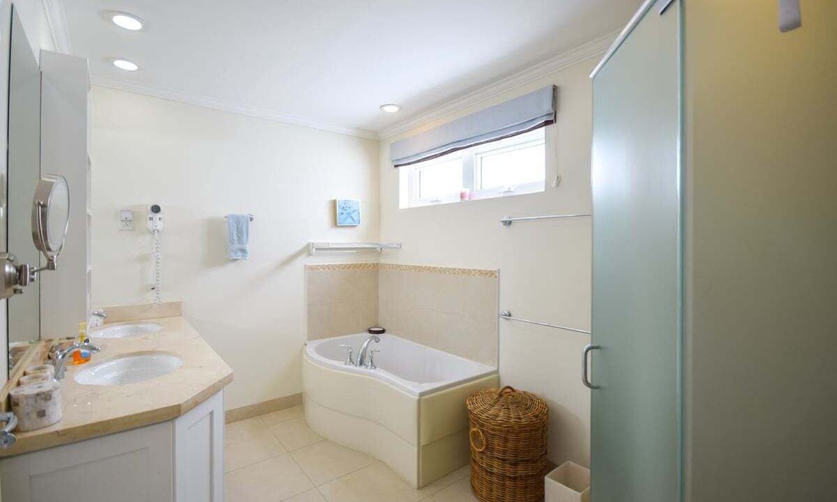 Photo of Bathroom in Saint Matthias
