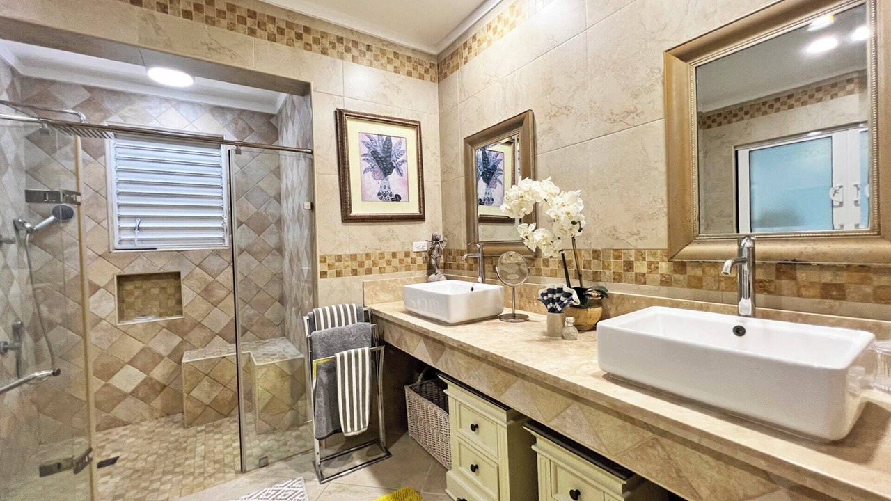 Photo of Bathroom in Gibbes