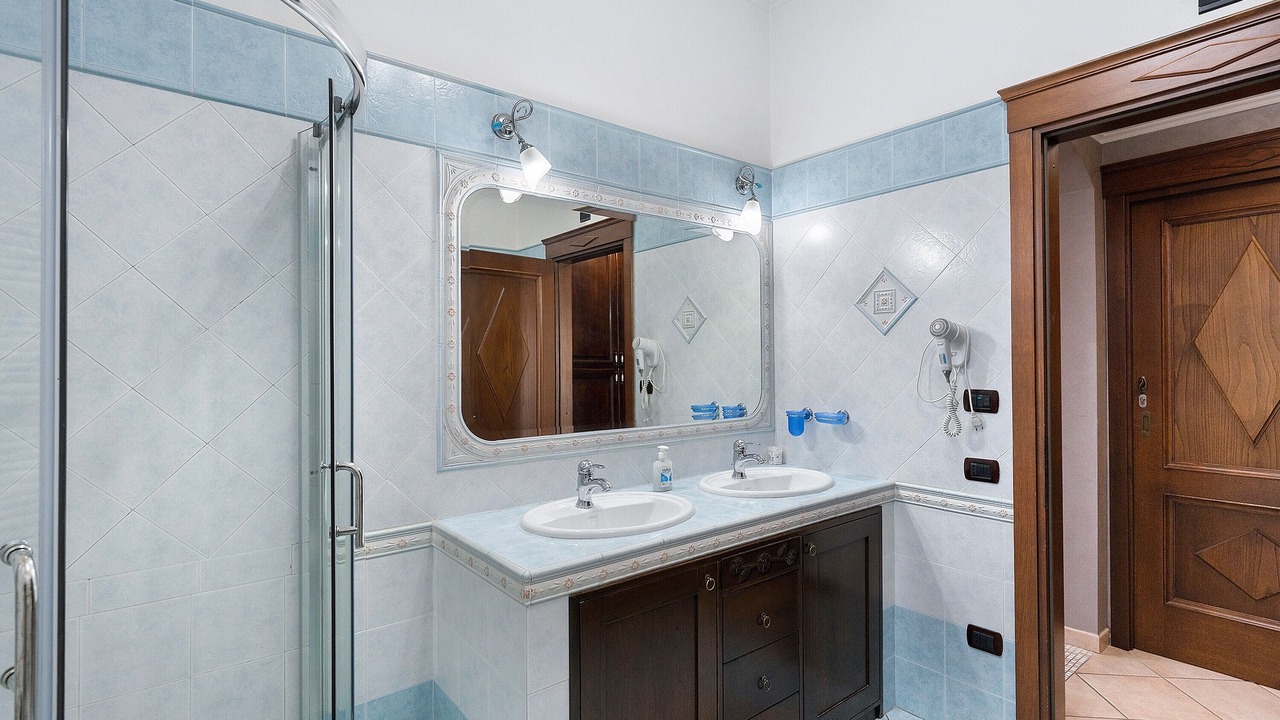 Photo of Bathroom in Piazza-Tralia-Pendolo