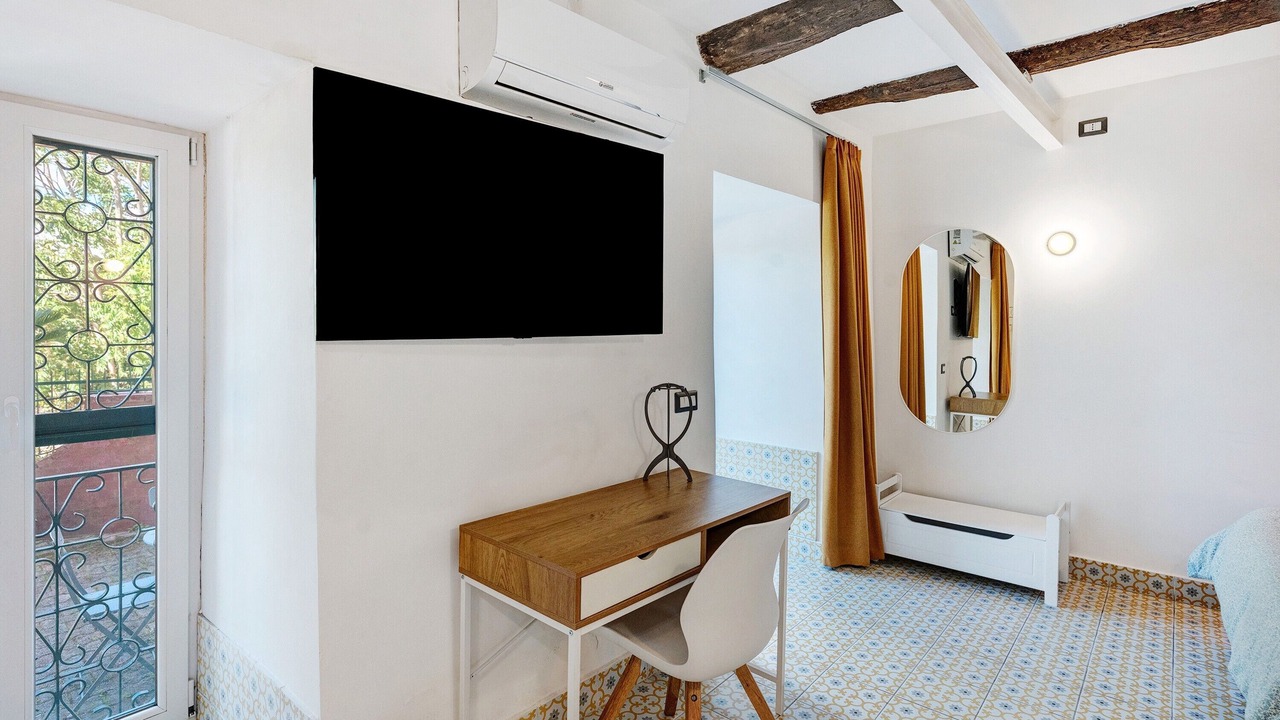 Photo of Bedroom in Naples