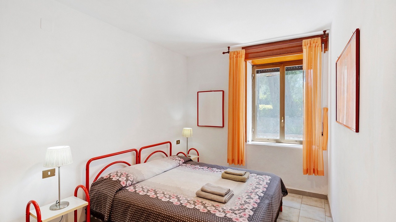 Photo of Bedroom in Palinuro