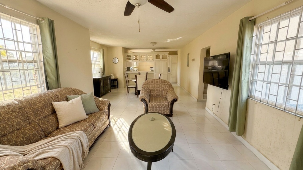 Photo of Livingroom in Belair