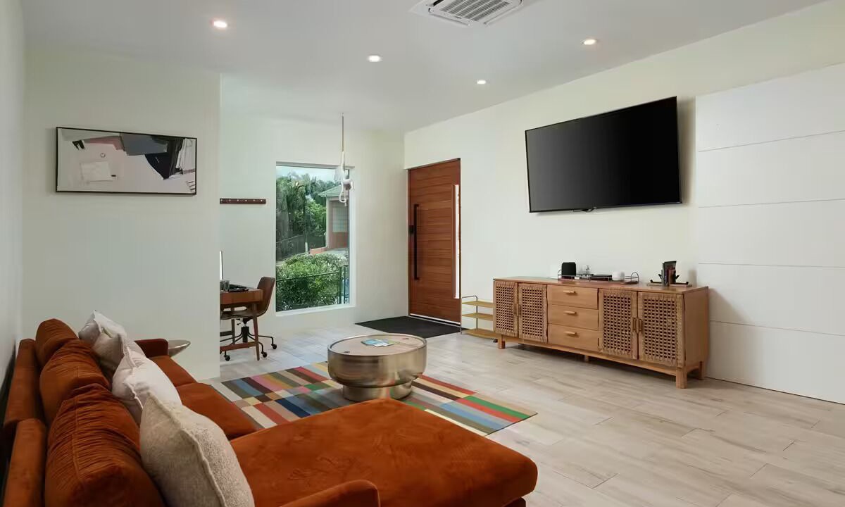 Photo of Livingroom in Deanes