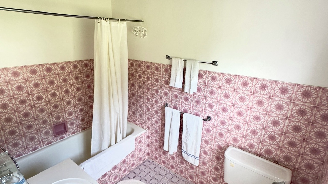 Photo of Bathroom in West Terrace