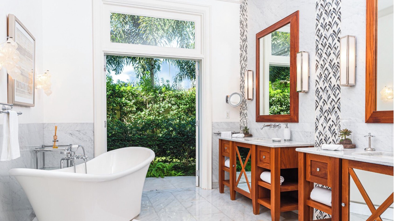 Photo of Bathroom in Sunset Crest
