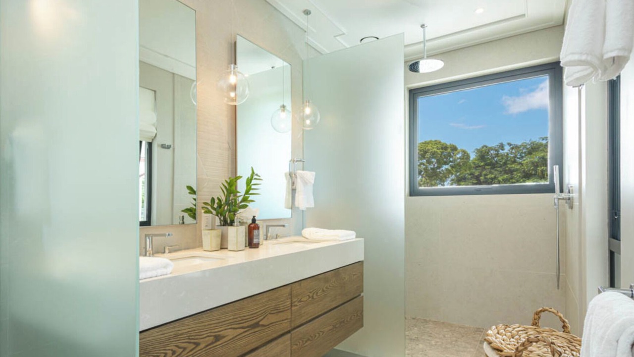 Photo of Bathroom in Sunset Crest