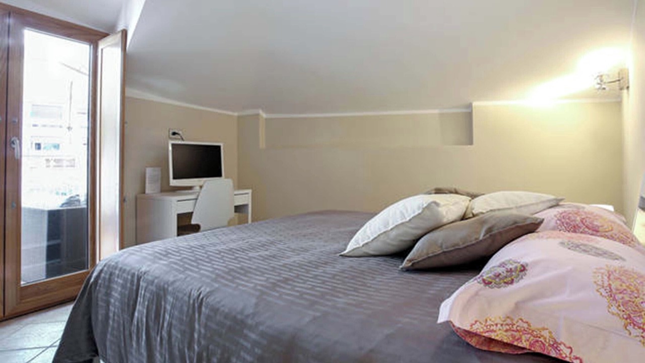 Photo of Bedroom in Historical Downtown Salerno