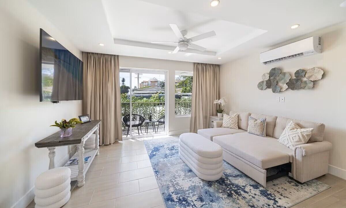 Photo of Livingroom in Speightstown