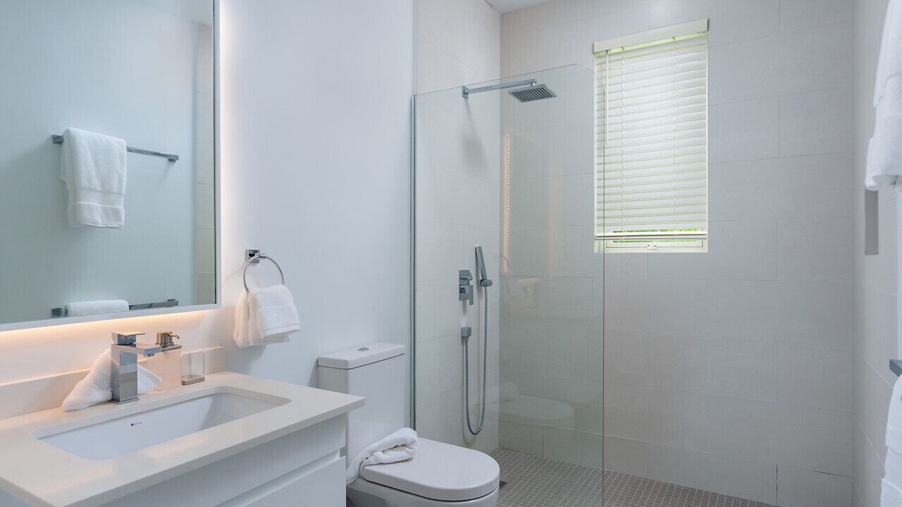 Photo of Bathroom in Merlin Bay